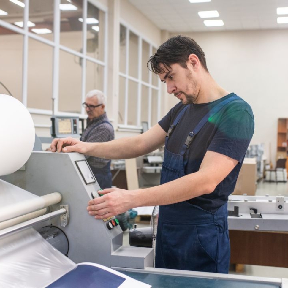 Dlaczego warto korzystać z drukowania materiałów konferencyjnych - poradnik do sukcesu