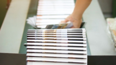 Kiedy warto wydrukować katalog firmowy i jakie treści powinien zawierać?